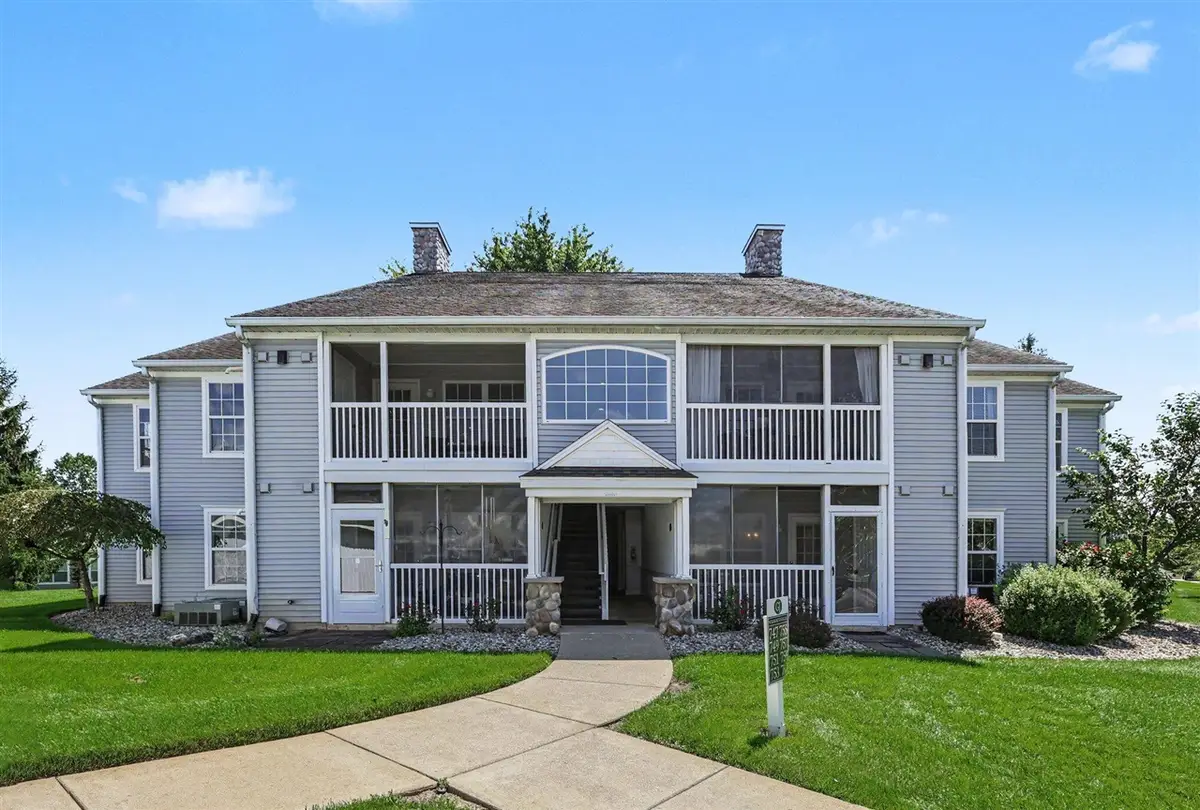 749 W Barrington, Jackson, MI 49203 - #1