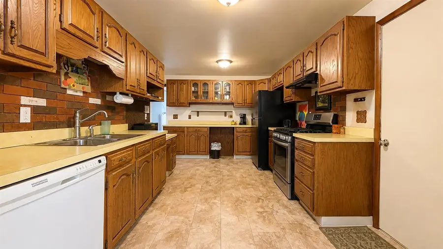 20085 11 Mile, Big Rapids, MI 49307 - #2