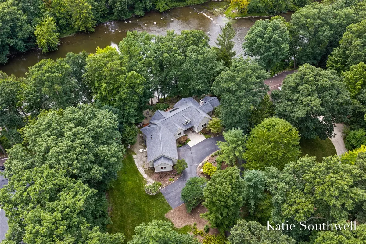 7320 Valhalla, Alto, MI 49302 - #1