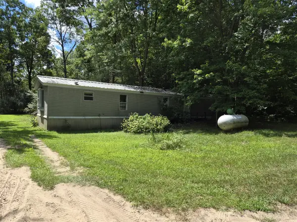 4107 E White River, Hesperia, MI 49421