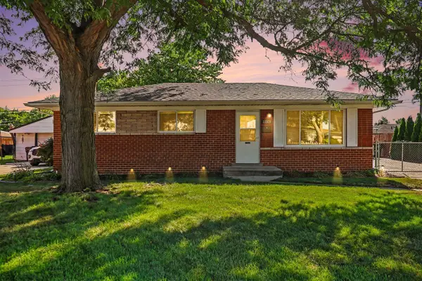 33826 Brookshire, Sterling Heights, MI 48312