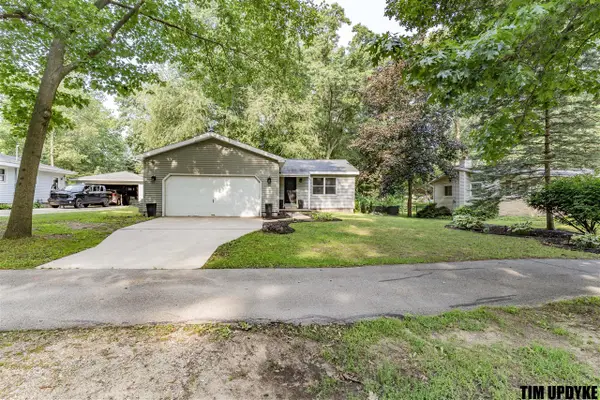 16661 152nd, Spring Lake, MI 49456