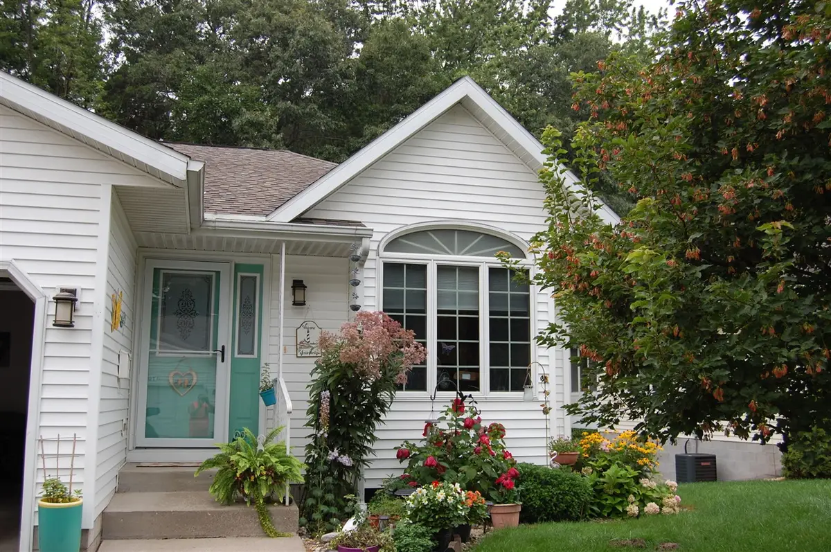 17041 Grandview, Ferrysburg, MI 49456 - #1