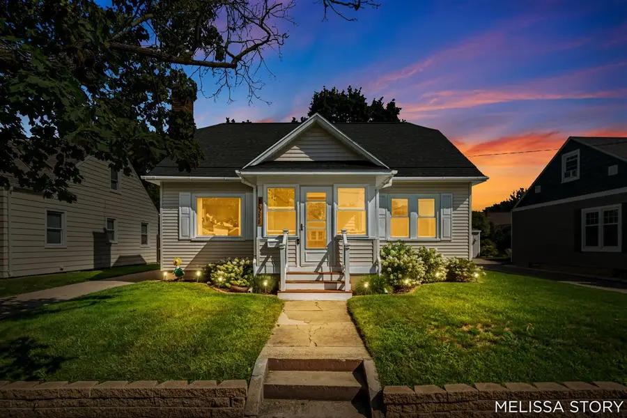 1011 Beechwood, Grand Rapids, MI 49505 - #2