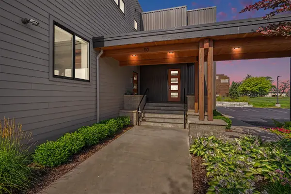110 Central #106, Holland, MI 49423