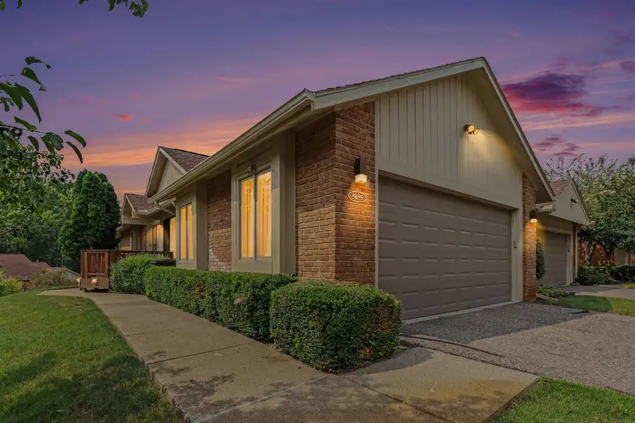 5655 Hillcrest, West Bloomfield, MI 48322 - #2