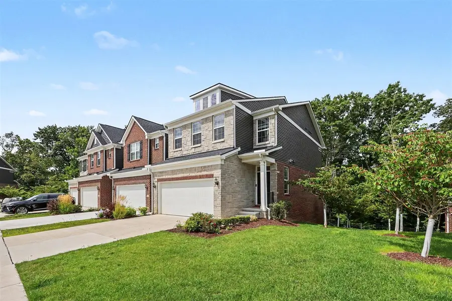 692 Peppermint, Rochester Hills, MI 48307 - #2