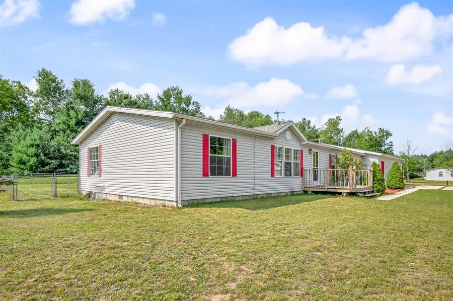 9041 7 Mile, Evart, MI 49631 - #3