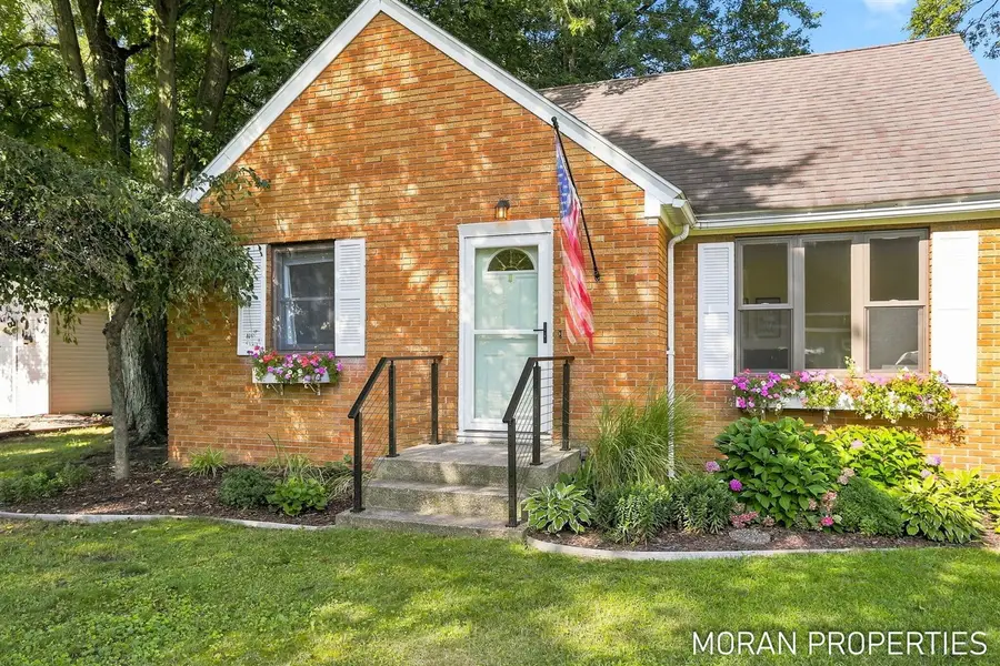 210 Hope, Holland, MI 49423 - #2