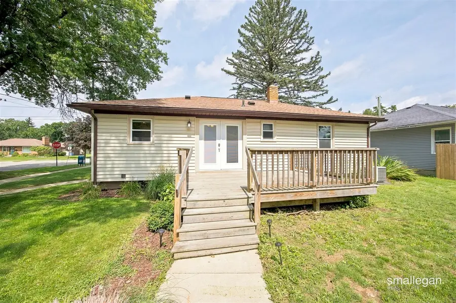 1904 Griggs, Grand Rapids, MI 49506 - #2