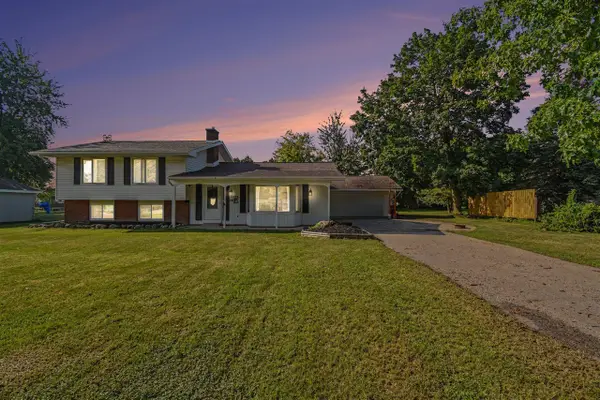 88 Henry, Coopersville, MI 49404