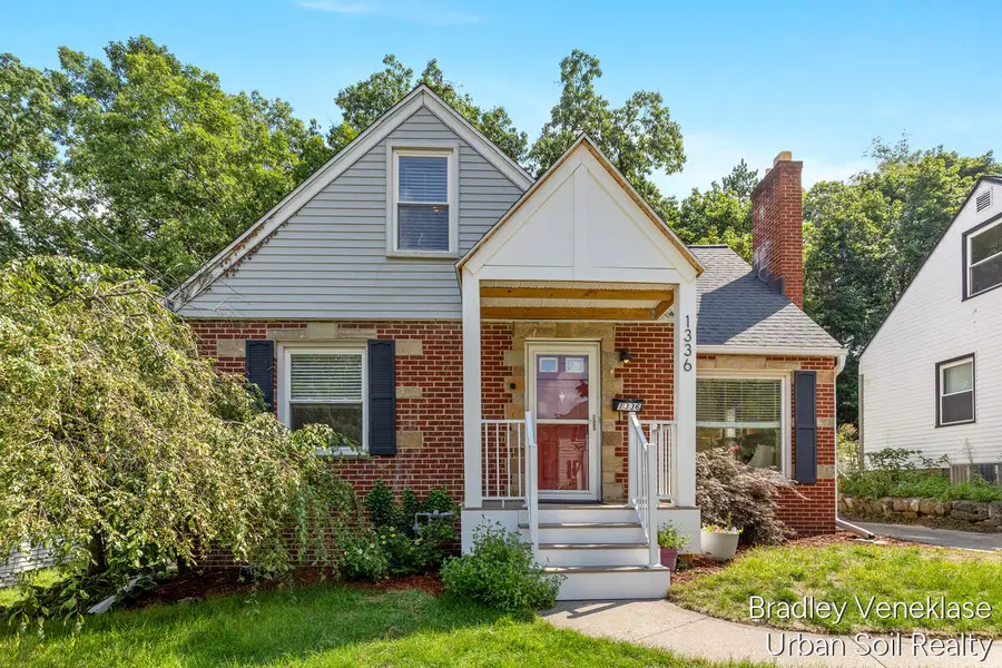 1336 Philadelphia, Grand Rapids, MI 49506 - #2