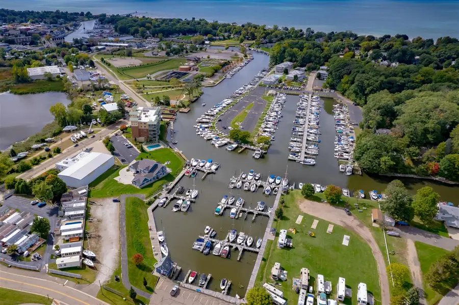 40 N Bailey, South Haven, MI 49090 - #2
