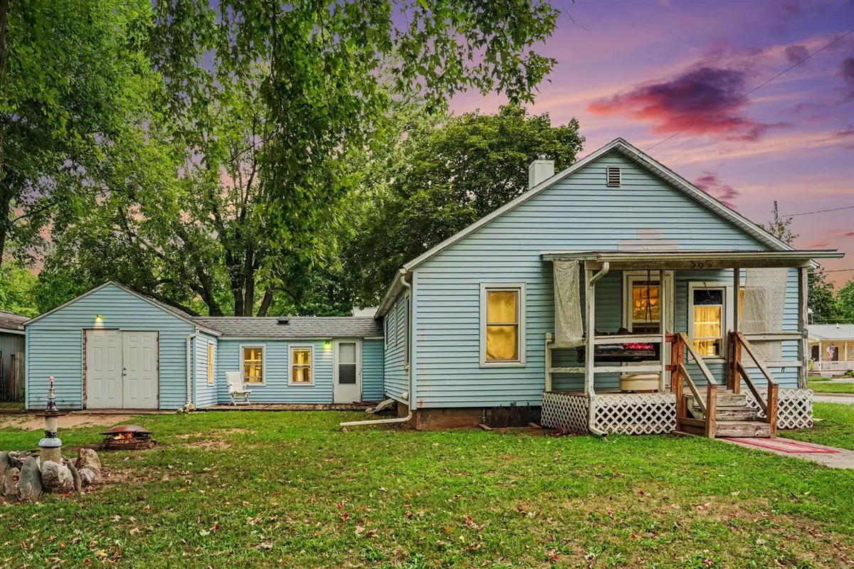 300 Lincoln, Otsego, MI 49078 - #1
