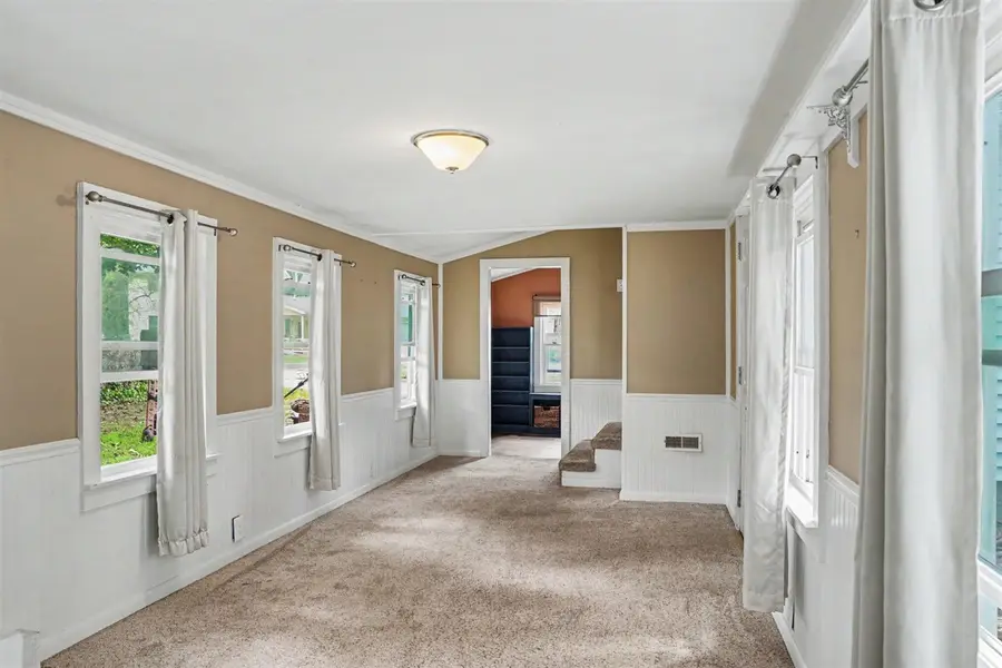 300 Lincoln, Otsego, MI 49078 - #3