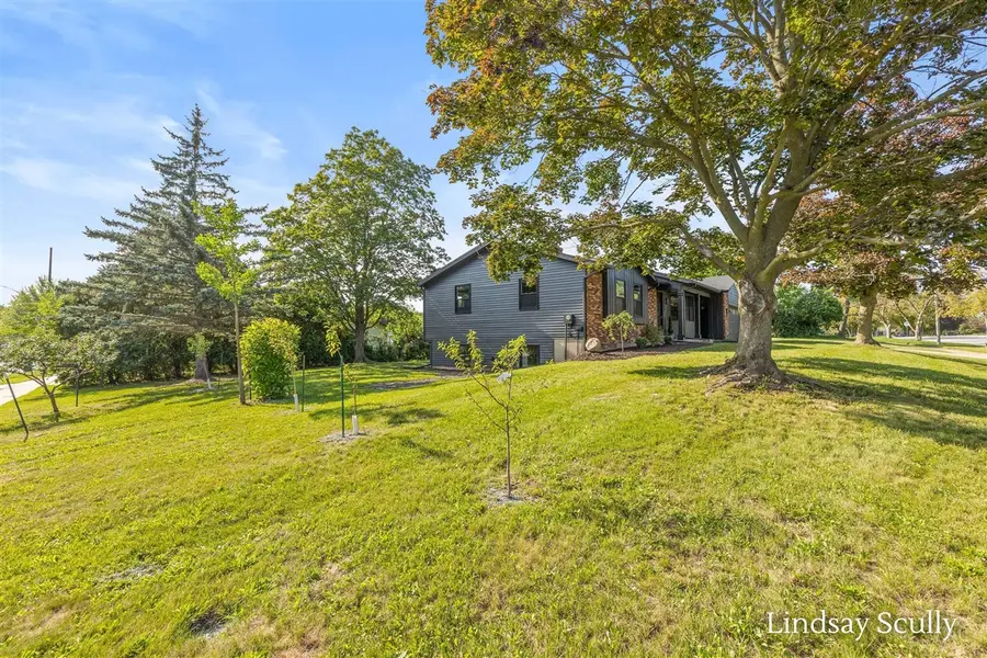 5719 Bentbrook, Kentwood, MI 49508 - #3