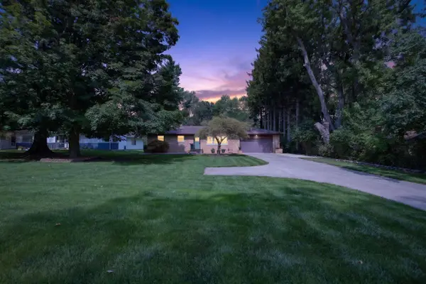 3190 Horton, Jackson, MI 49203