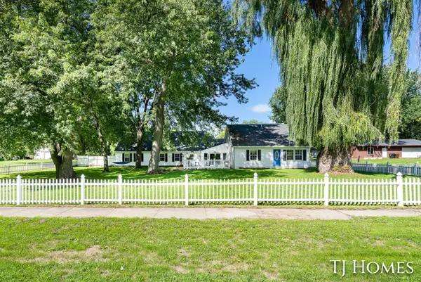 281 N Main, Casnovia, MI 49318