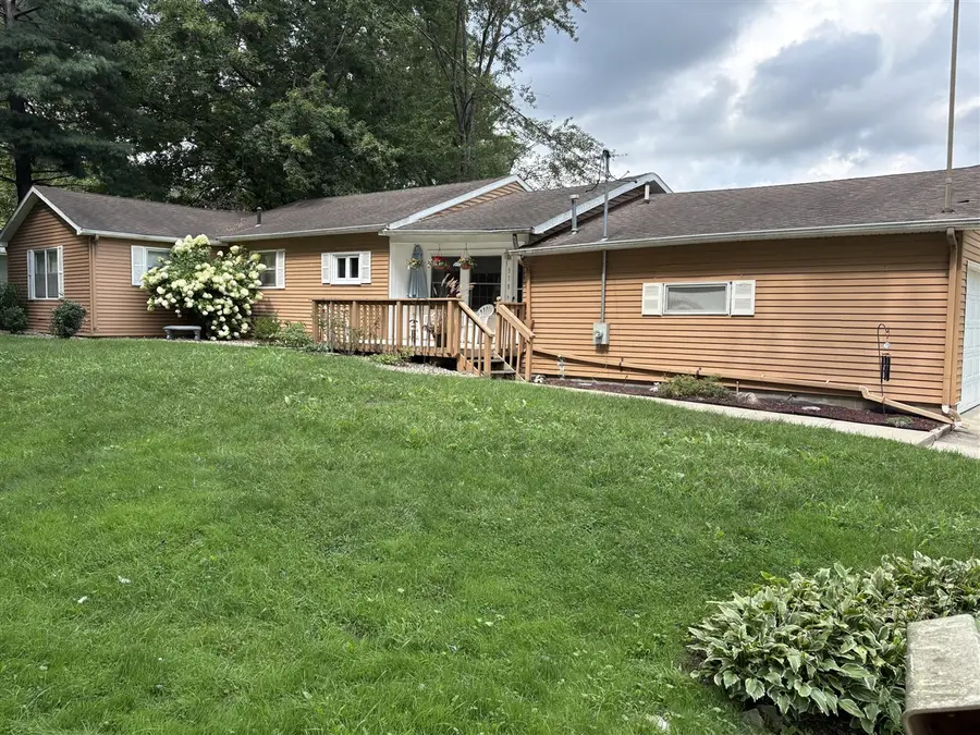 378 E Minkler, Allegan, MI 49010 - #2