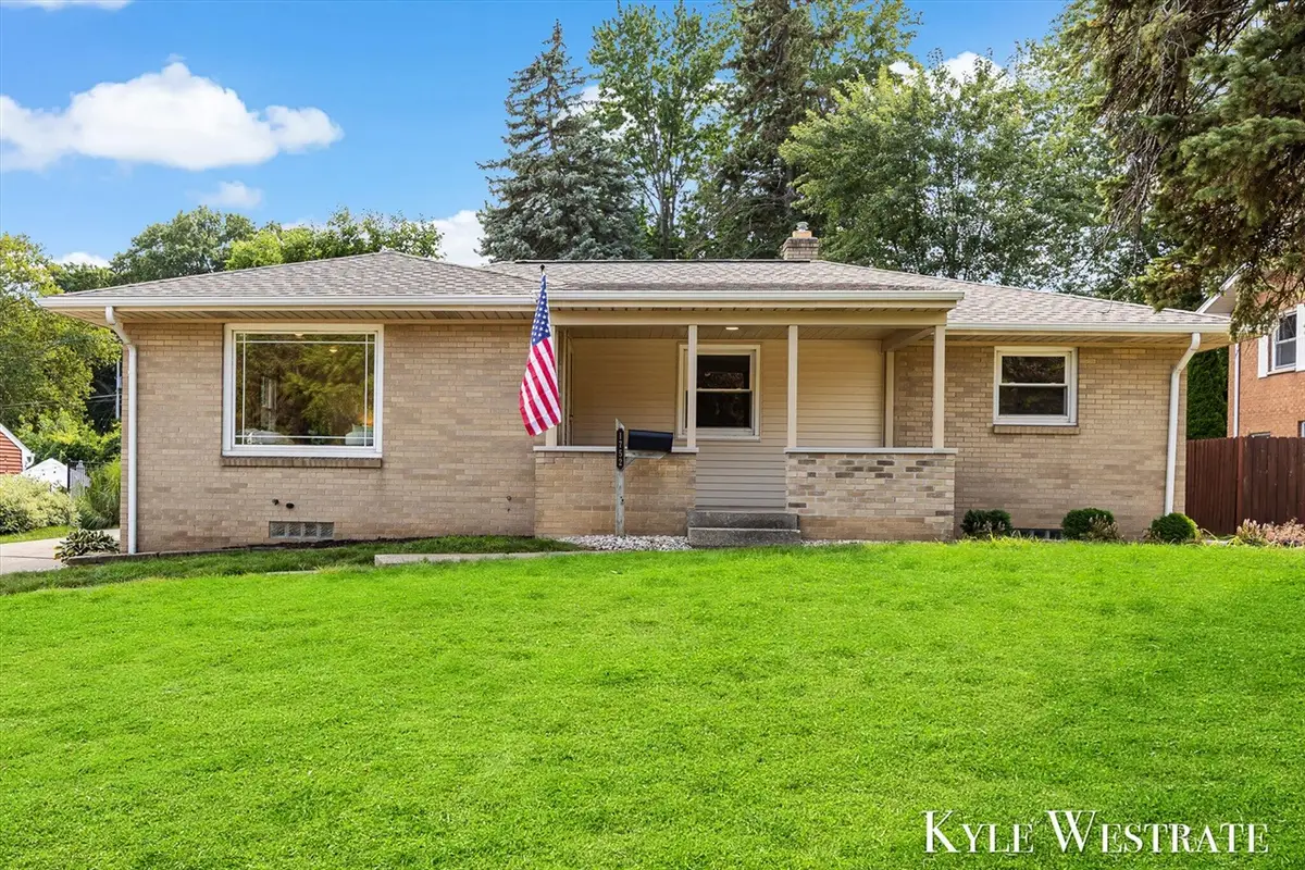1752 Lake Michigan, Grand Rapids, MI 49504 - #1