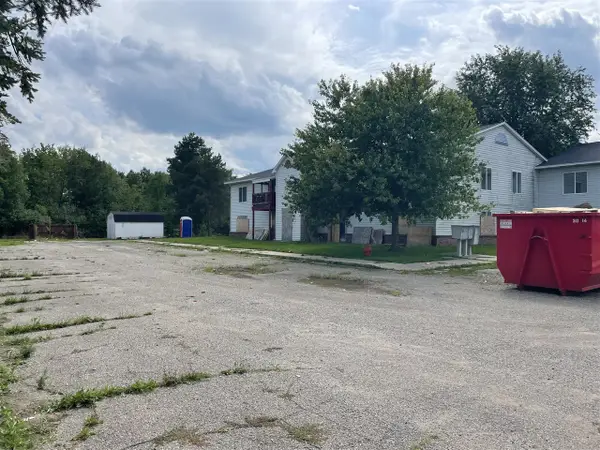 323 E Bell, Camden, MI 49232