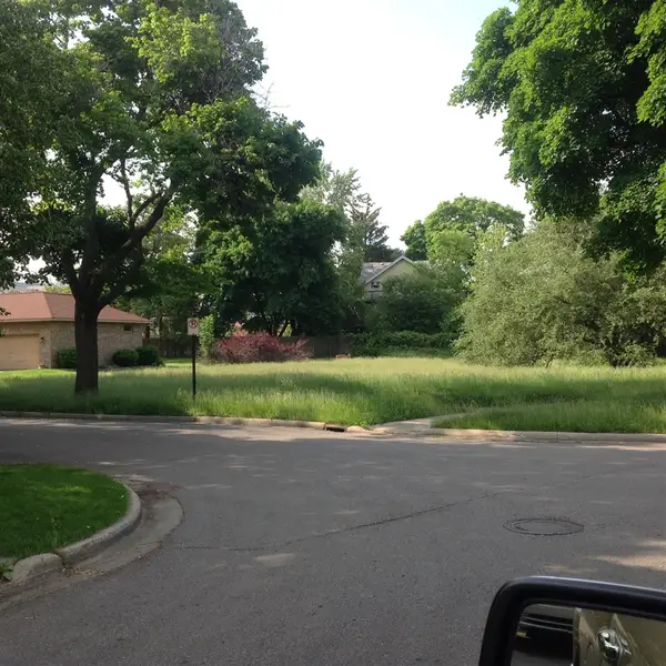 36 Ottawa, Pontiac, MI 48341