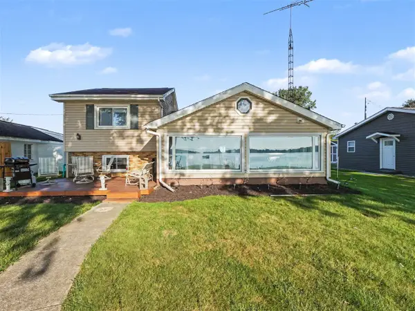 163 Lakeside, Quincy, MI 49082