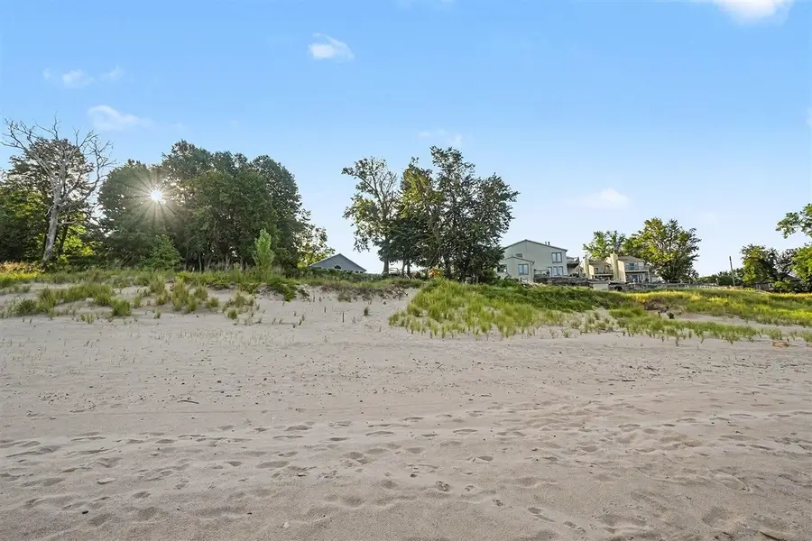 8 N Shore, South Haven, MI 49090 - #3