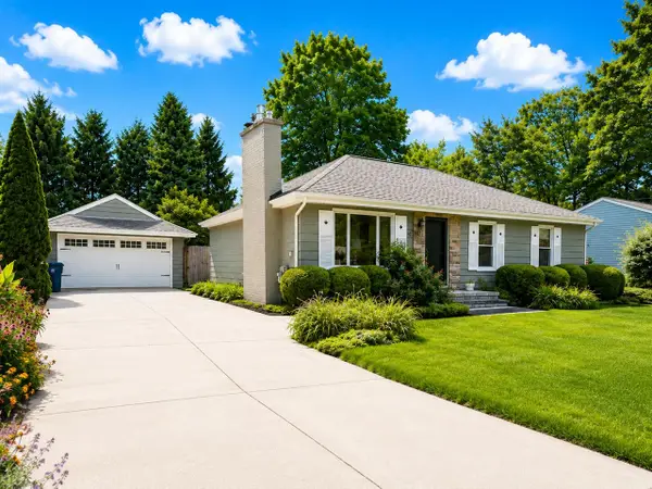 937 Farrell, Kalamazoo, MI 49006