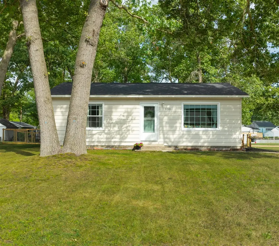 1210 Woodcrest, Muskegon, MI 49442 - #3