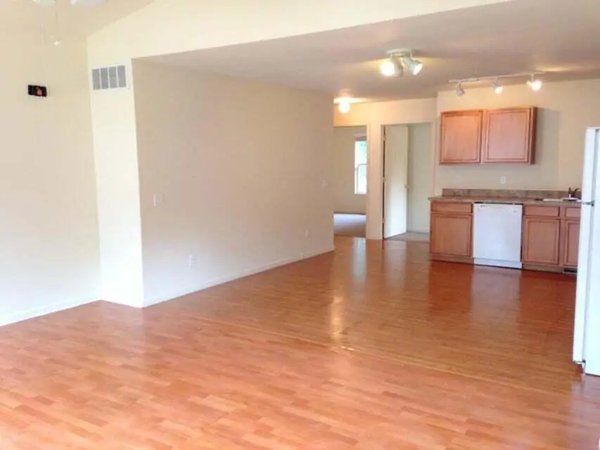 1327 Fraternity Village, Kalamazoo, MI 49006 - #3