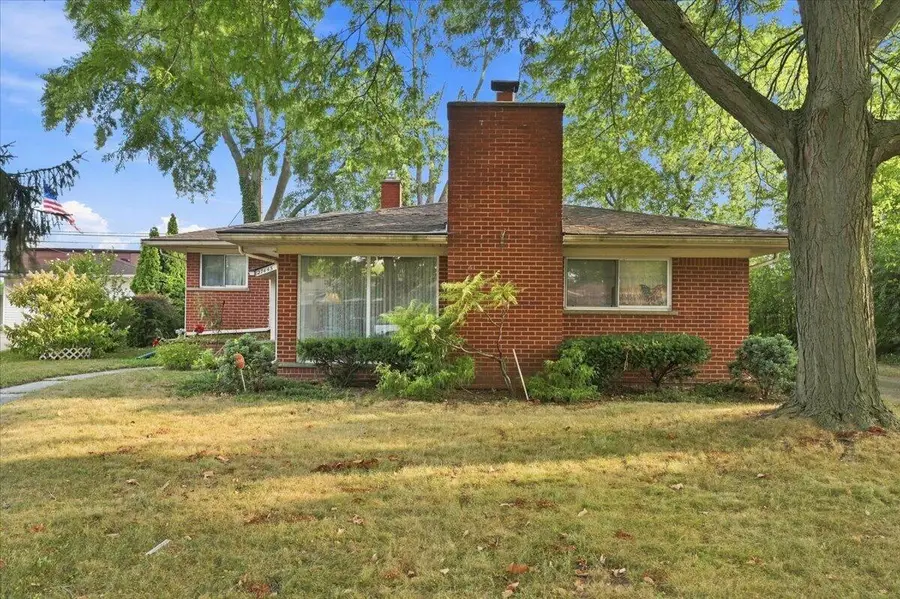 27445 Buckingham, Livonia, MI 48154 - #3