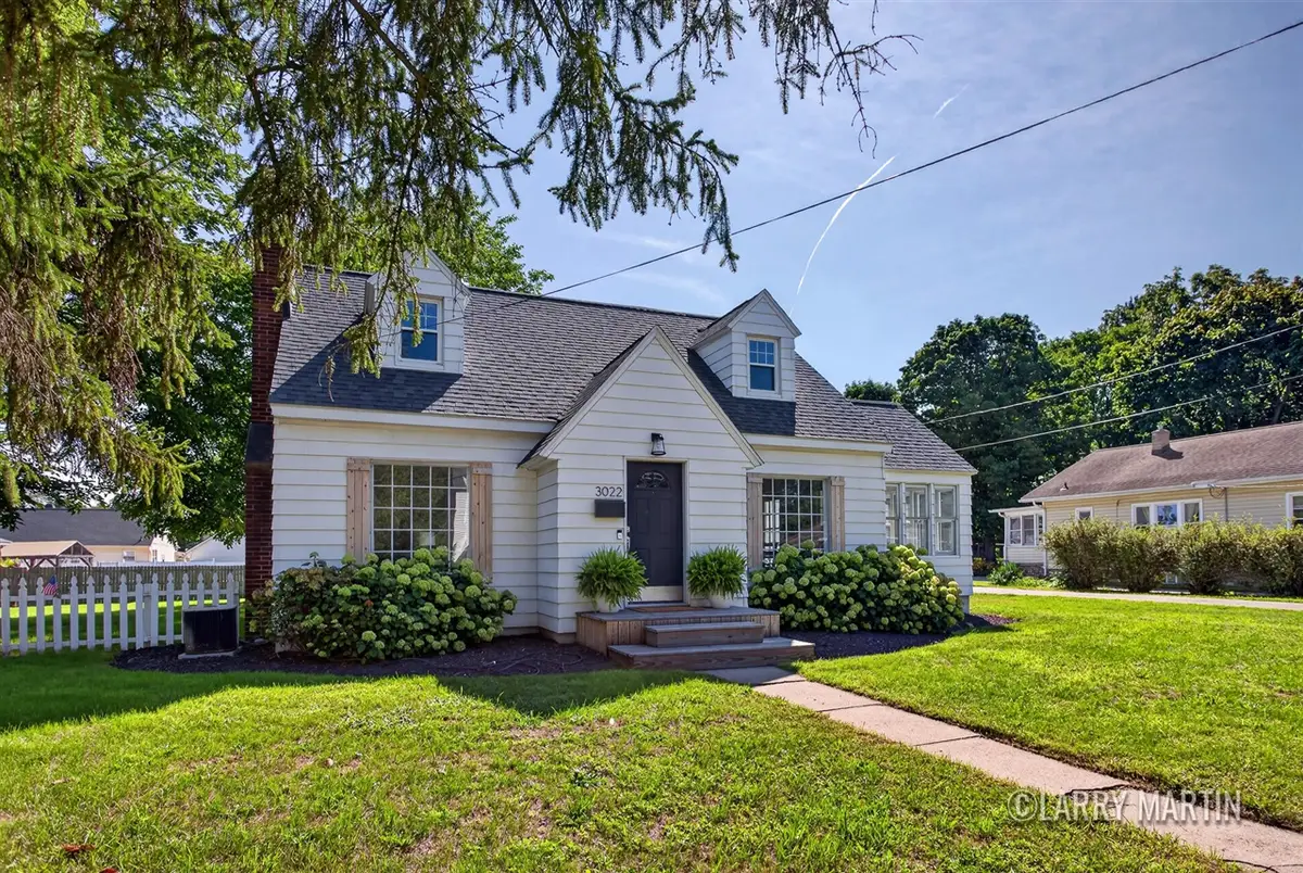 3022 Locke, Grandville, MI 49418 - #1