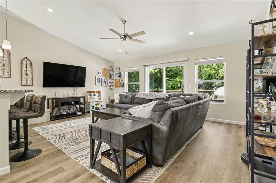 573 N Cygnet Lake, Benton Harbor, MI 49022 - #2