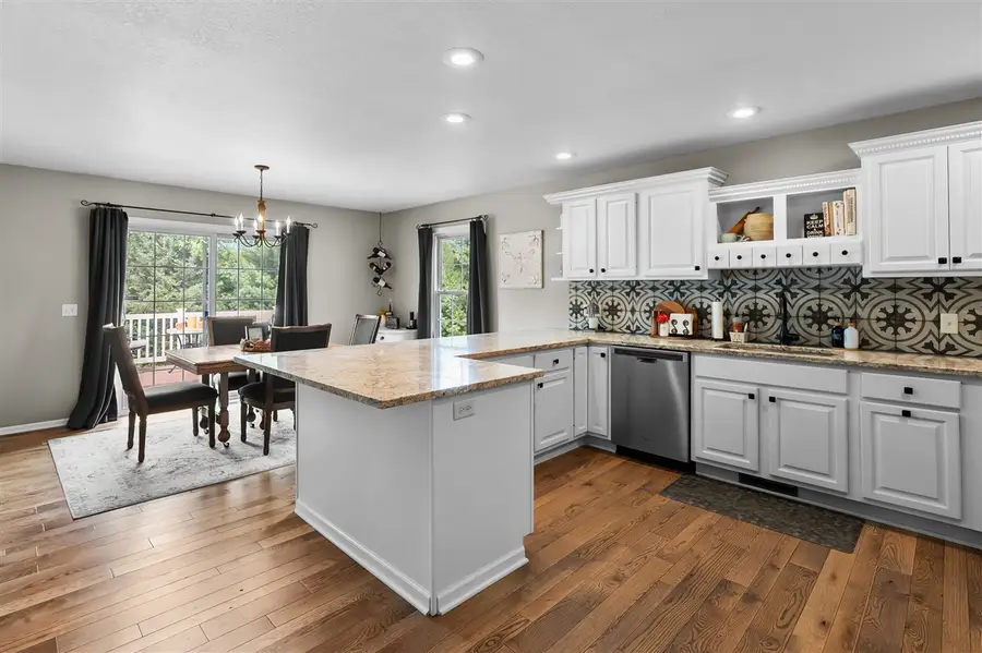 53015 Meadow View, Paw Paw, MI 49079 - #3