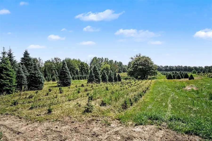 8089 Squires, Rockford, MI 49341 - #2