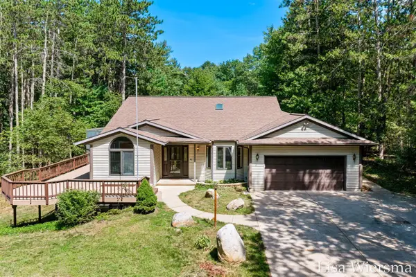 6572 Haines, West Olive, MI 49460