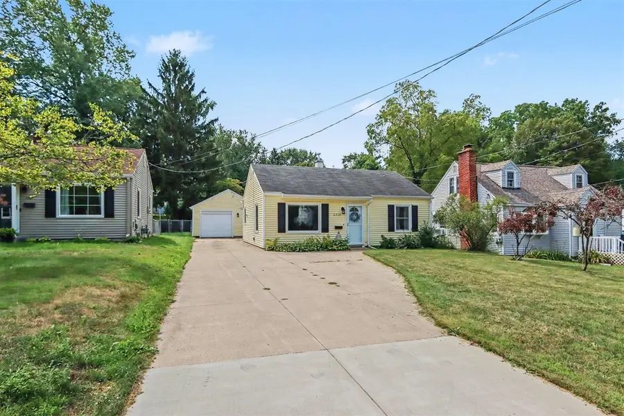 2313 Waverly, Kalamazoo, MI 49006 - #2
