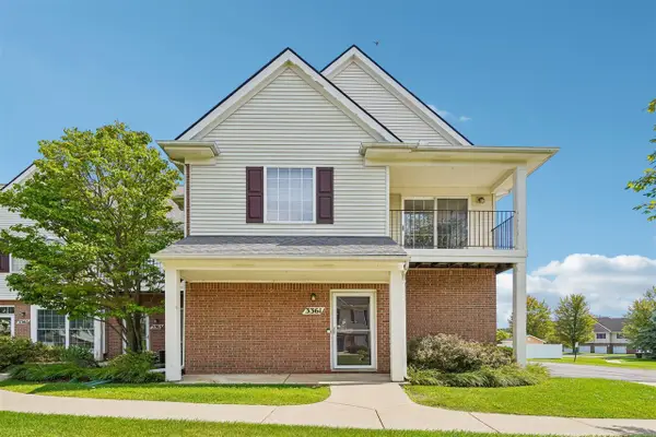 3361 Kneeland, Howell, MI 48843