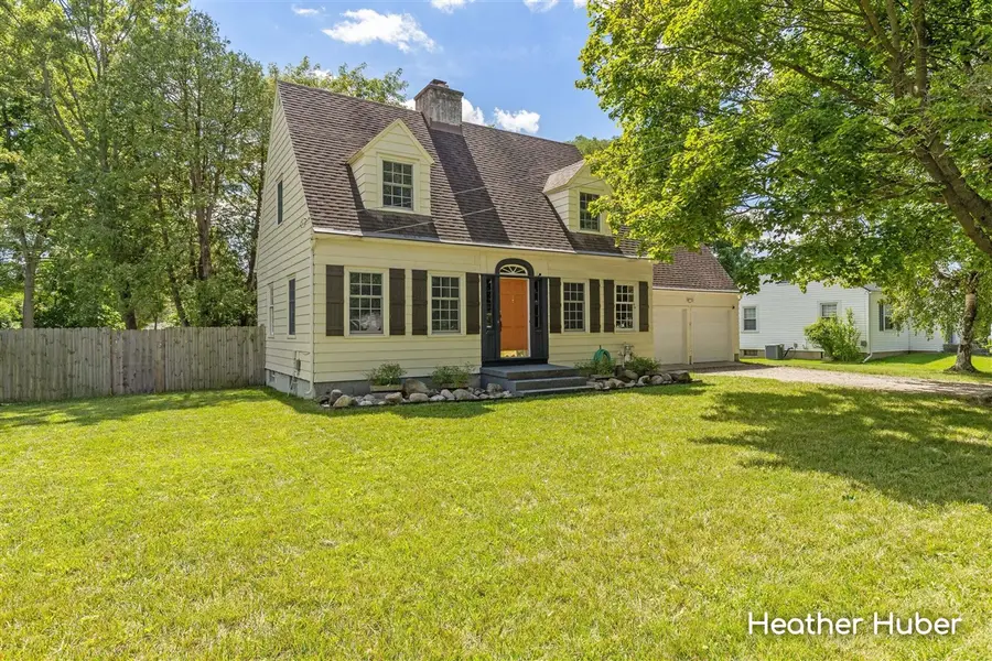 1860 Michigan, Grand Rapids, MI 49503 - #2