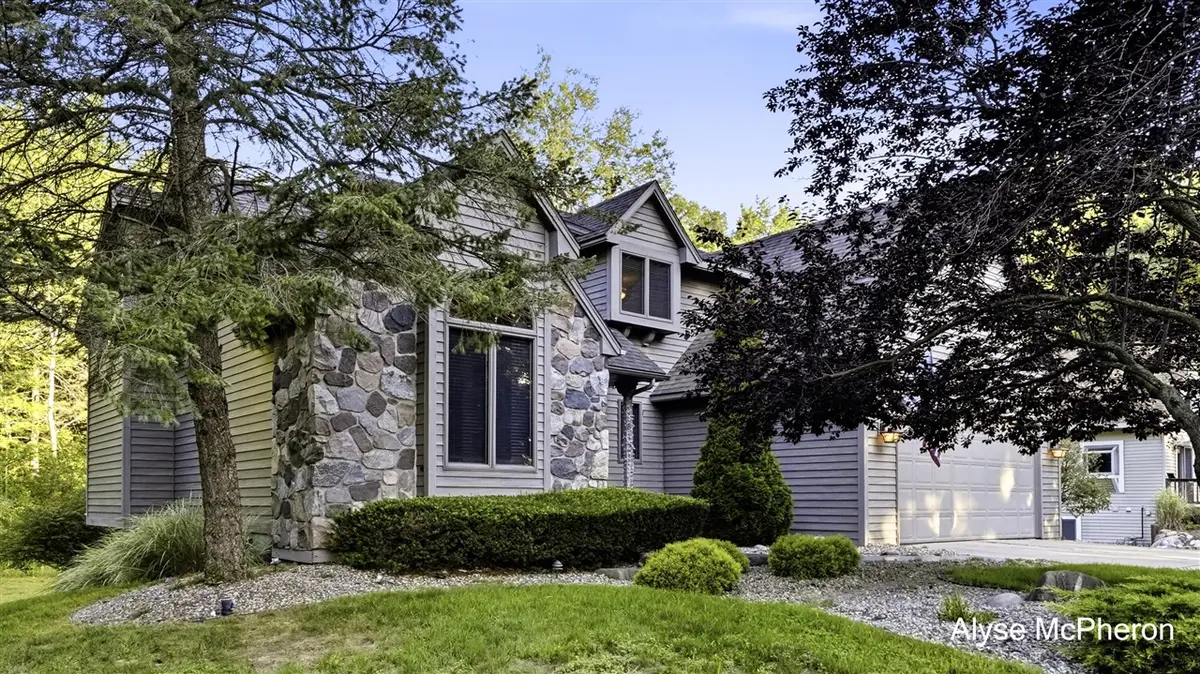 18121 Lovell, Spring Lake, MI 49456 - #1