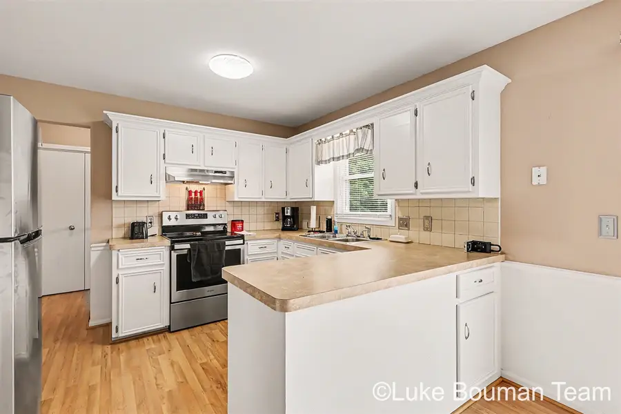 2116 Tyler, Jenison, MI 49428 - #3