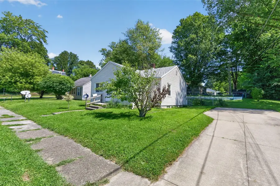 128 N East, Cassopolis, MI 49031 - #3