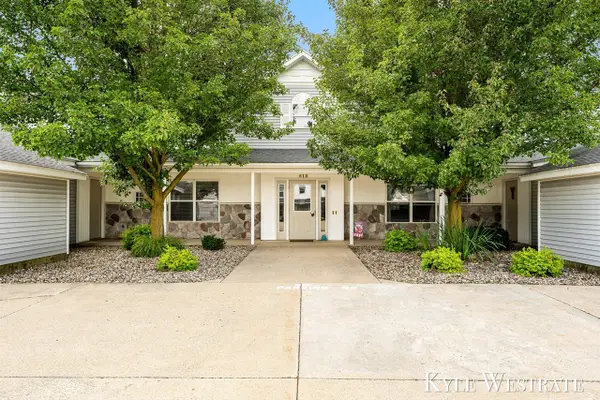 613 Trinity #2, Caledonia, MI 49316