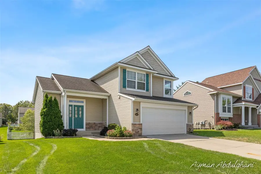 3644 Merrimont, Kentwood, MI 49512 - #3