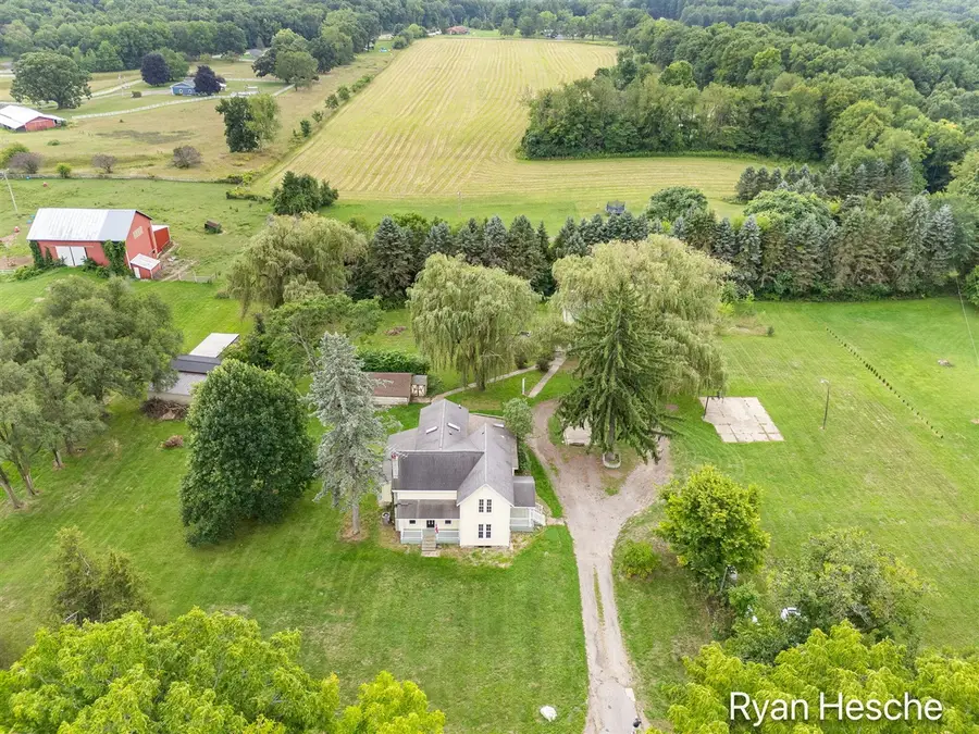 3681 Sayles, Ionia, MI 48846 - #3