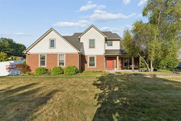2164 Woodbine, Canton, MI 48188