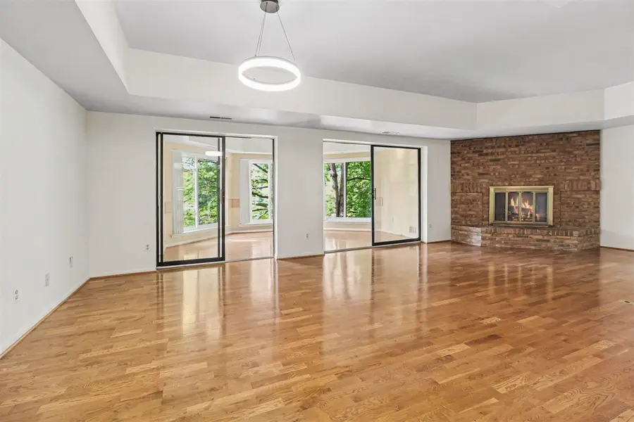 2115 Nature Cove #203, Ann Arbor, MI 48104 - #3