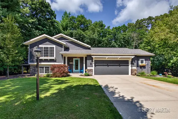 3427 Dana, Hamilton, MI 49419