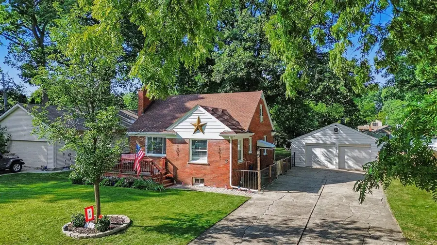 3620 Fort, Waterford, MI 48328 - #3